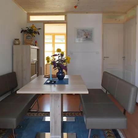 Freistehendes Beim Wellnessbad Mit Eingezaeuntem Garten Und Terrasse Casa vacanze Birkamajor